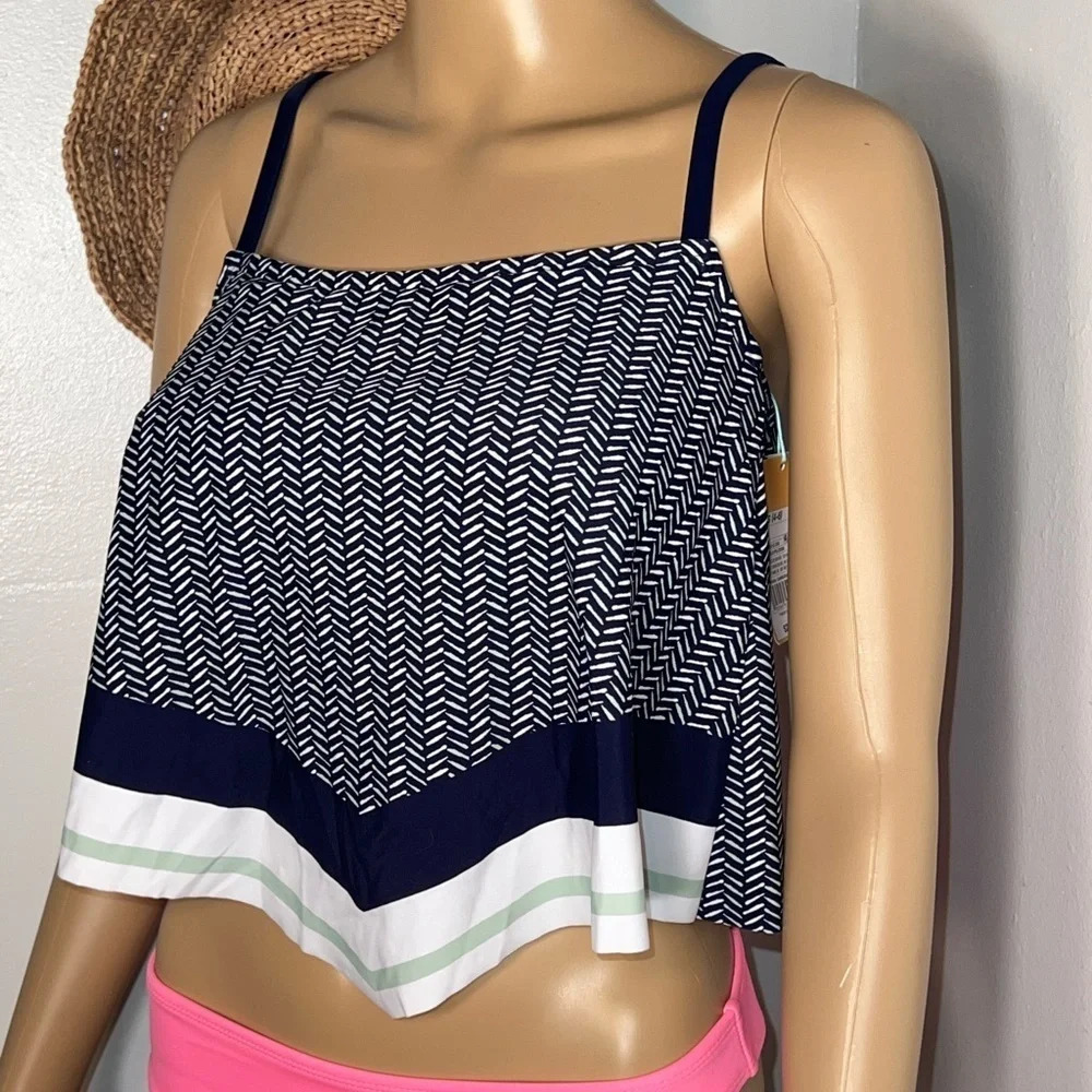 Kona Sol, S,NWT, crop style,chevron print‎ tankini, square neckline adj shoulder - Picture 5 of 9